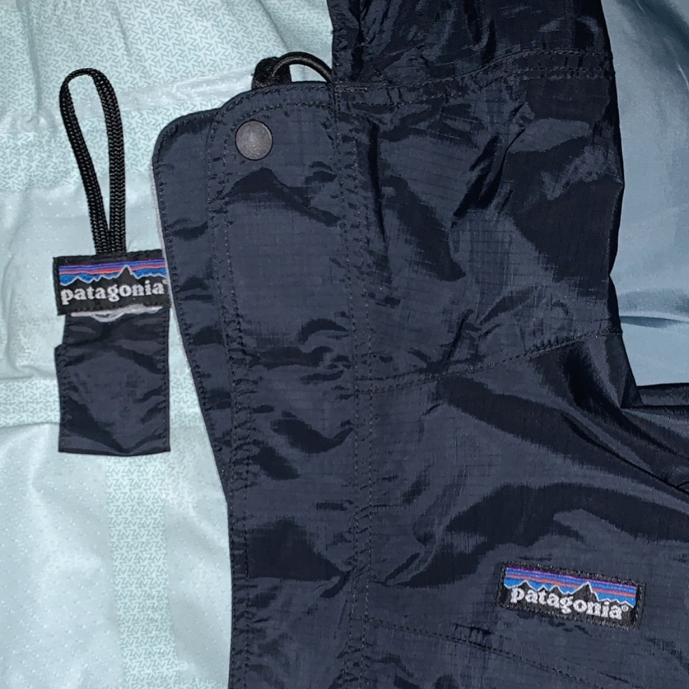 Patagonia Black Windbreaker